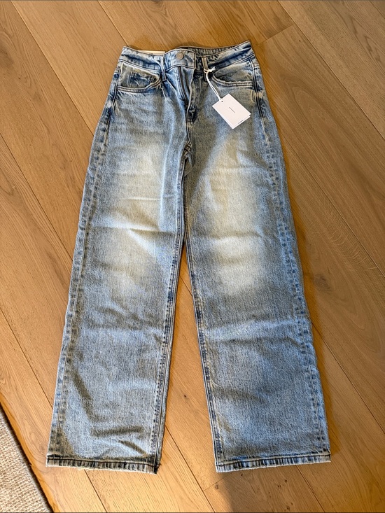 Vervet Denim - Light Wash Wide-Leg Women's Jeans - Flare Crop